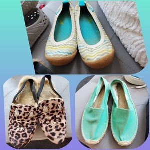 Shoes. Girls size 1. (3 pair)